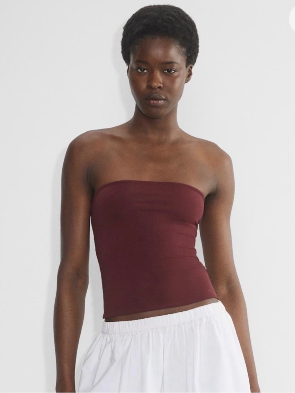 Aritzia Cropped Original Contour Tube Top - Picture 2 of 7
